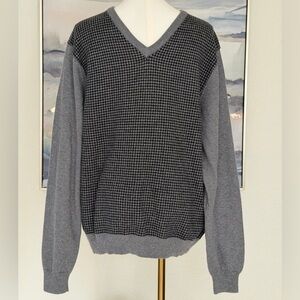 Vintage Tasso Elba Men's Charcoal Houndstooth V-Neck Sweater Cotton/Cahmere